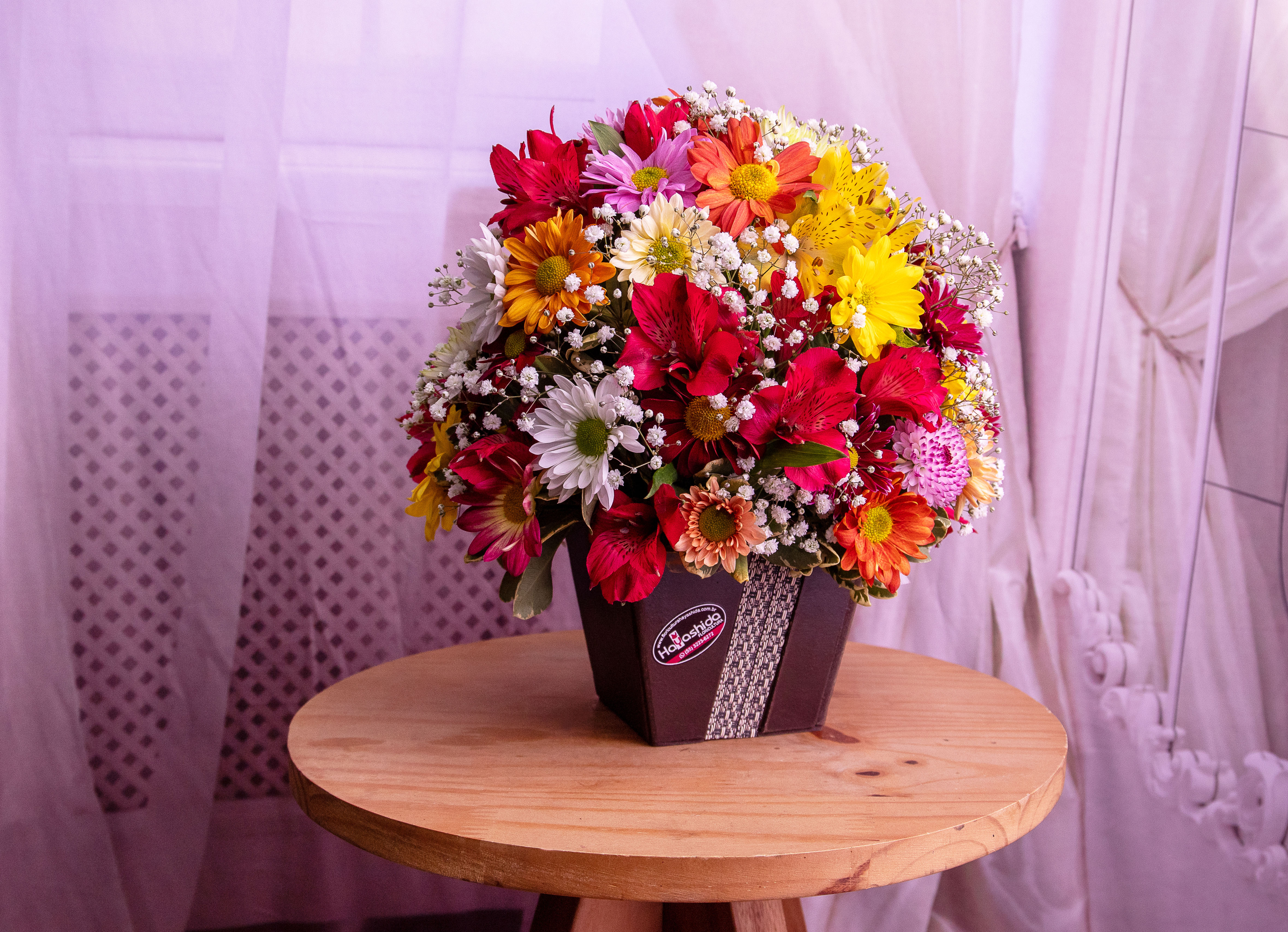 Cachepo de flores mistas